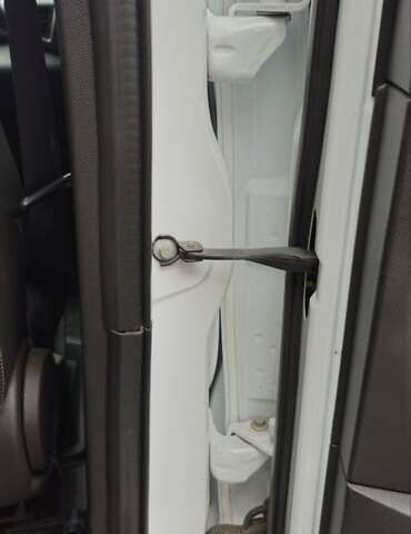 Белый Форд Куга, объемом двигателя 2 л и пробегом 135 тыс. км за 14500 $, фото 33 на Automoto.ua