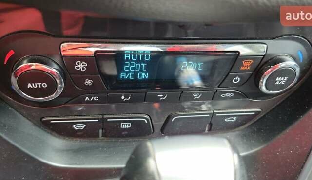 Белый Форд Куга, объемом двигателя 2 л и пробегом 135 тыс. км за 14500 $, фото 86 на Automoto.ua