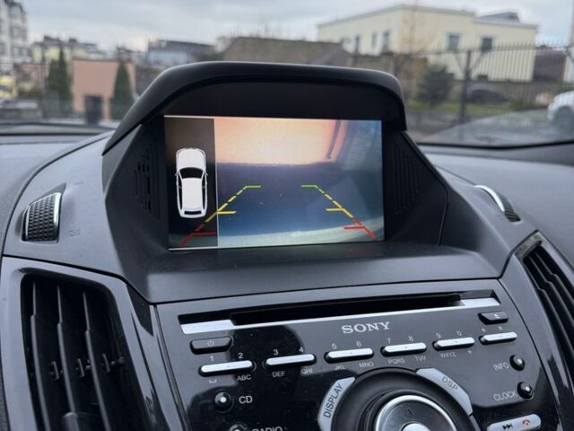 Білий Форд Куга, об'ємом двигуна 2 л та пробігом 135 тис. км за 13300 $, фото 6 на Automoto.ua