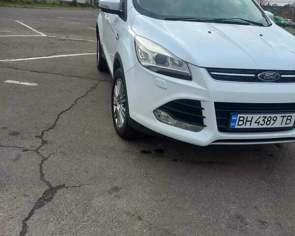 Белый Форд Куга, объемом двигателя 2 л и пробегом 123 тыс. км за 13200 $, фото 17 на Automoto.ua