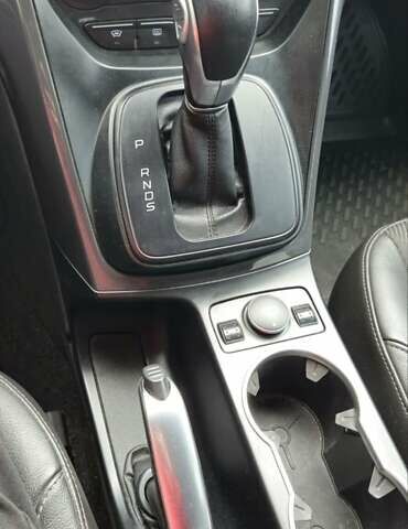 Белый Форд Куга, объемом двигателя 2 л и пробегом 135 тыс. км за 14500 $, фото 84 на Automoto.ua