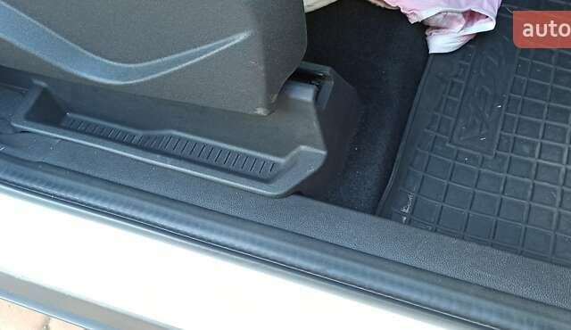 Форд Куга 2013 в Буче на Automoto.ua Белый Форд Куга, объемом двигателя 2 л и пробегом 234 тыс. км за 12000 $, фото 17 на Automoto.ua