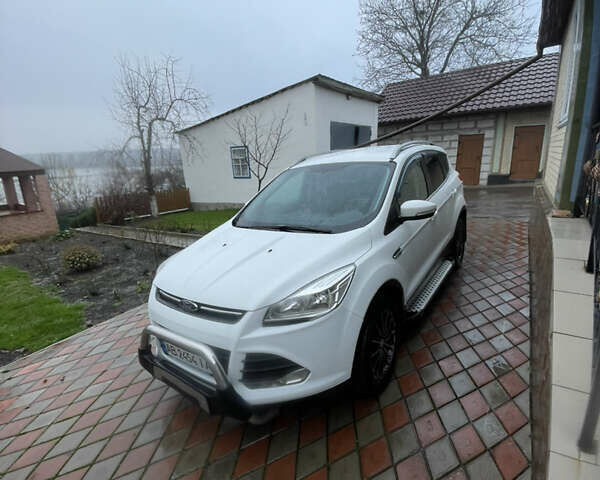 Білий Форд Куга, об'ємом двигуна 2 л та пробігом 301 тис. км за 12400 $, фото 65 на Automoto.ua