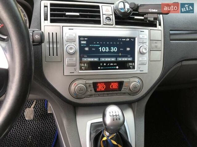 Білий Форд Куга, об'ємом двигуна 2 л та пробігом 200 тис. км за 13200 $, фото 19 на Automoto.ua