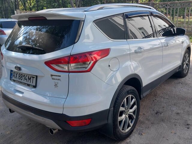 Белый Форд Куга, объемом двигателя 2 л и пробегом 245 тыс. км за 13500 $, фото 9 на Automoto.ua