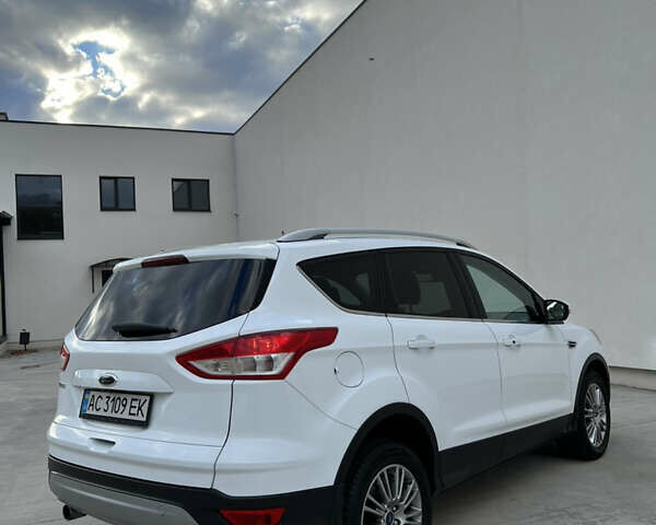 Форд Куга 2013 в Луцке на Automoto.ua Белый Форд Куга, объемом двигателя 2 л и пробегом 198 тыс. км за 12200 $, фото 14 на Automoto.ua