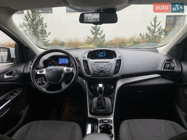 Білий Форд Куга, об'ємом двигуна 2 л та пробігом 248 тис. км за 11850 $, фото 16 на Automoto.ua