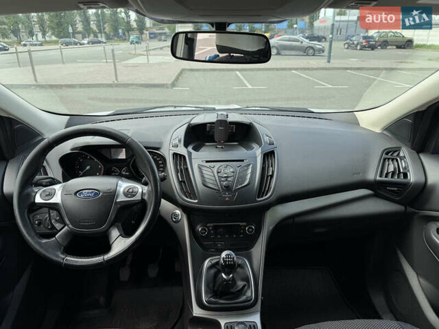 Форд Куга 2013 у Києві на Automoto.ua Білий Форд Куга, об'ємом двигуна 1.6 л та пробігом 126 тис. км за 13000 $, фото 8 на Automoto.ua