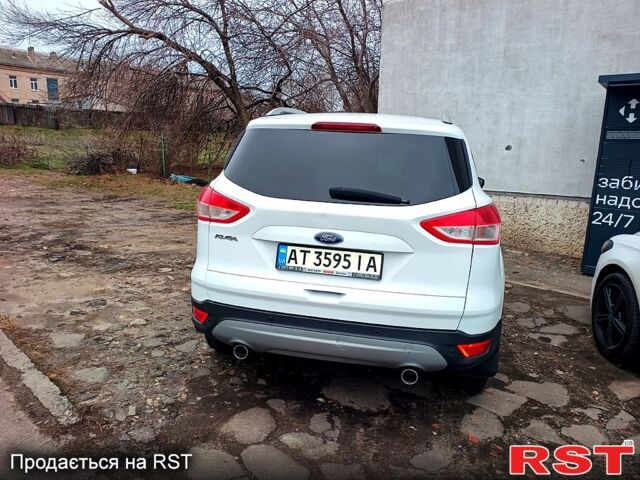 Белый Форд Куга, объемом двигателя 2 л и пробегом 107 тыс. км за 14000 $, фото 4 на Automoto.ua