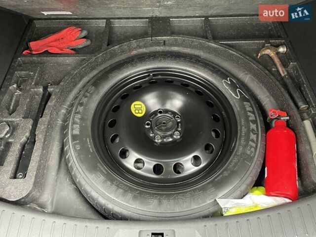 Белый Форд Куга, объемом двигателя 2 л и пробегом 182 тыс. км за 11950 $, фото 48 на Automoto.ua