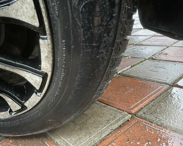 Білий Форд Куга, об'ємом двигуна 2 л та пробігом 301 тис. км за 12400 $, фото 52 на Automoto.ua