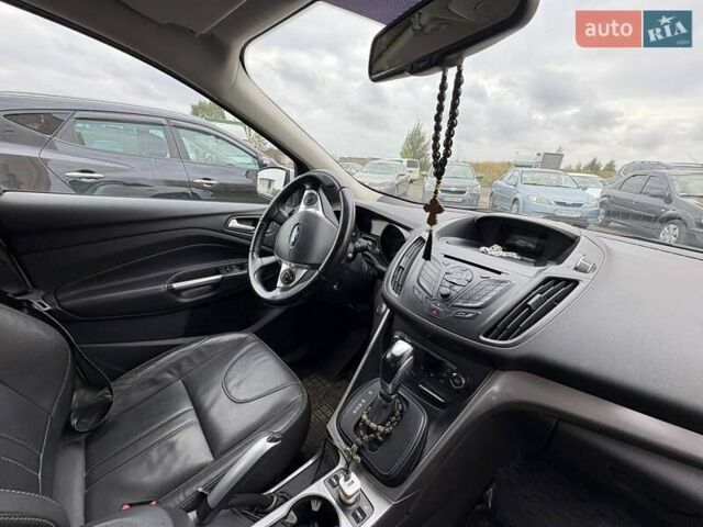 Форд Куга 2013 в Конотопе на Automoto.ua Белый Форд Куга, объемом двигателя 2 л и пробегом 95 тыс. км за 15200 $, фото 6 на Automoto.ua