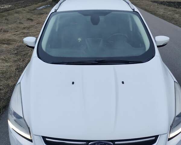 Белый Форд Куга, объемом двигателя 2 л и пробегом 169 тыс. км за 14800 $, фото 19 на Automoto.ua