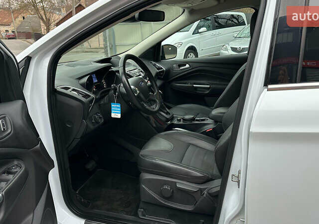 Білий Форд Куга, об'ємом двигуна 1.6 л та пробігом 194 тис. км за 13300 $, фото 6 на Automoto.ua