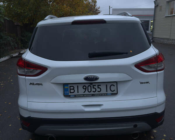 Форд Куга 2013 в Полтаве на Automoto.ua Белый Форд Куга, объемом двигателя 2 л и пробегом 253 тыс. км за 11500 $, фото 11 на Automoto.ua