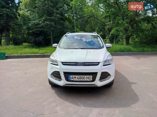 Білий Форд Куга, об'ємом двигуна 2 л та пробігом 204 тис. км за 14300 $, фото 10 на Automoto.ua