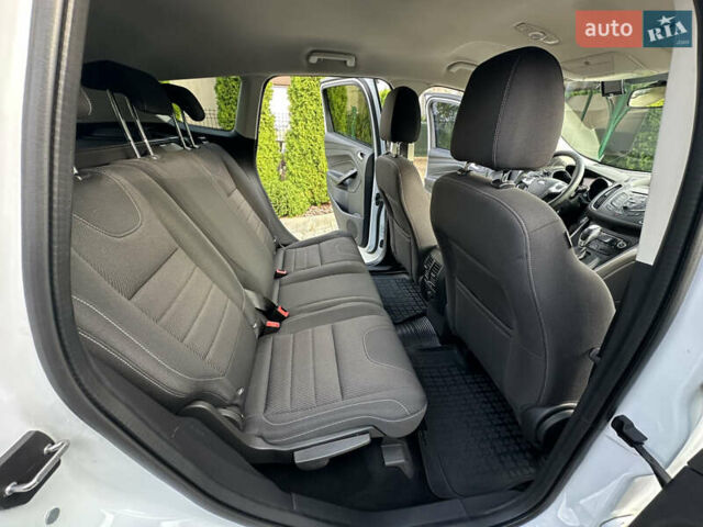 Белый Форд Куга, объемом двигателя 2 л и пробегом 125 тыс. км за 13700 $, фото 23 на Automoto.ua