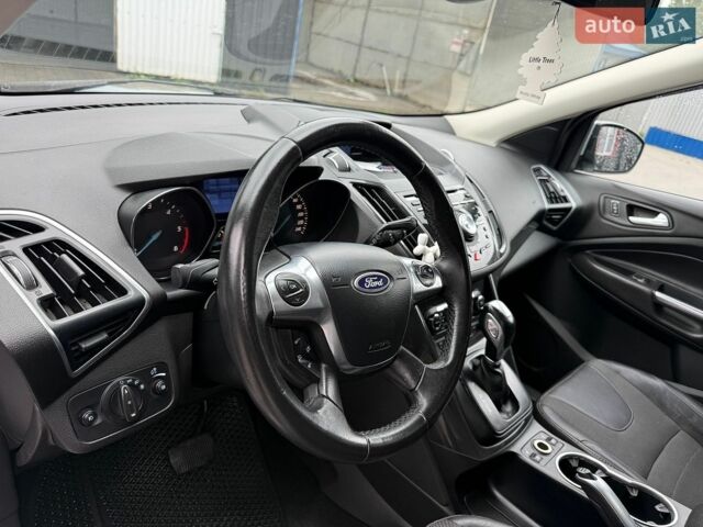 Білий Форд Куга, об'ємом двигуна 2 л та пробігом 194 тис. км за 8000 $, фото 5 на Automoto.ua