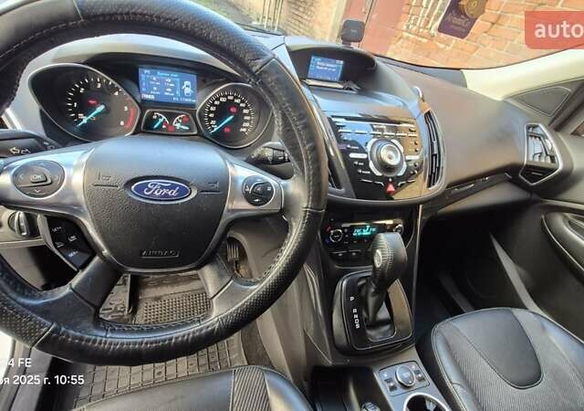 Белый Форд Куга, объемом двигателя 2 л и пробегом 175 тыс. км за 14100 $, фото 2 на Automoto.ua