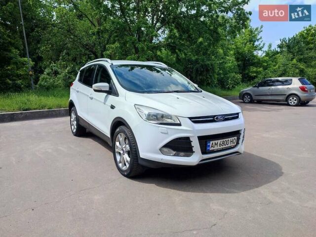 Білий Форд Куга, об'ємом двигуна 2 л та пробігом 204 тис. км за 14300 $, фото 9 на Automoto.ua