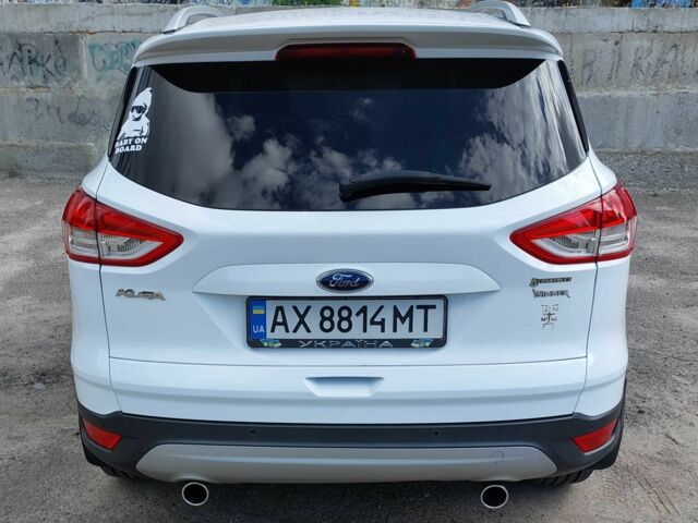 Белый Форд Куга, объемом двигателя 2 л и пробегом 245 тыс. км за 13500 $, фото 5 на Automoto.ua