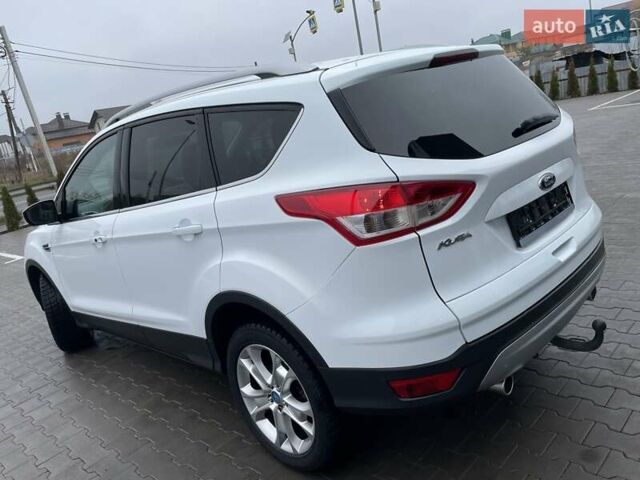 Белый Форд Куга, объемом двигателя 2 л и пробегом 182 тыс. км за 11950 $, фото 20 на Automoto.ua
