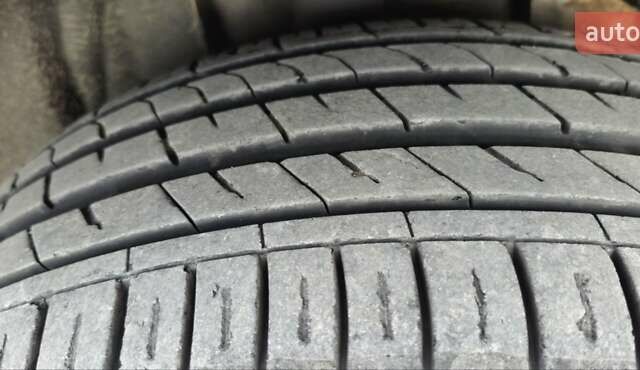 Белый Форд Куга, объемом двигателя 2 л и пробегом 135 тыс. км за 14500 $, фото 28 на Automoto.ua