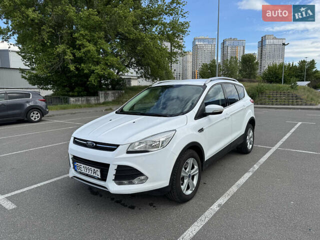 Форд Куга 2013 у Києві на Automoto.ua Білий Форд Куга, об'ємом двигуна 1.6 л та пробігом 126 тис. км за 13000 $, фото 7 на Automoto.ua