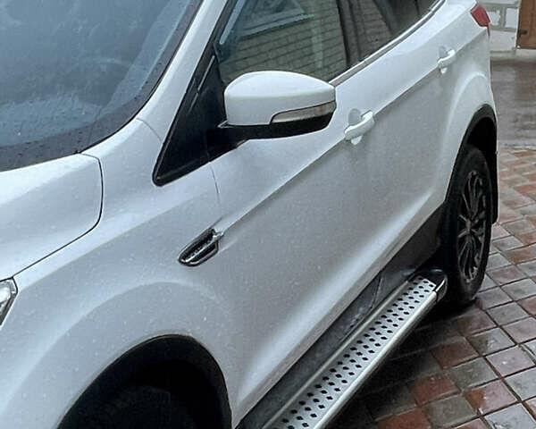 Білий Форд Куга, об'ємом двигуна 2 л та пробігом 301 тис. км за 12400 $, фото 8 на Automoto.ua