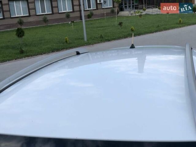 Білий Форд Куга, об'ємом двигуна 2 л та пробігом 200 тис. км за 13200 $, фото 12 на Automoto.ua