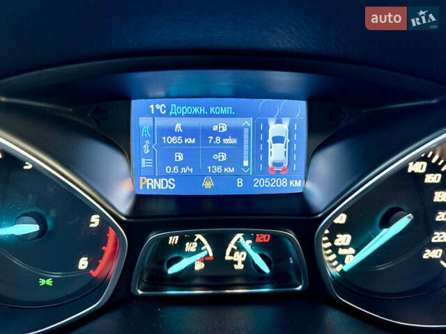 Білий Форд Куга, об'ємом двигуна 2 л та пробігом 205 тис. км за 16499 $, фото 43 на Automoto.ua