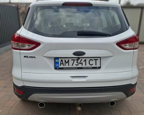 Білий Форд Куга, об'ємом двигуна 2 л та пробігом 183 тис. км за 13500 $, фото 20 на Automoto.ua