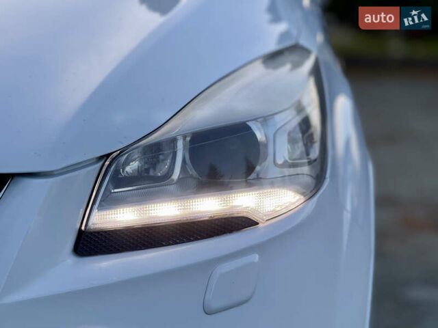 Білий Форд Куга, об'ємом двигуна 2 л та пробігом 205 тис. км за 16499 $, фото 14 на Automoto.ua