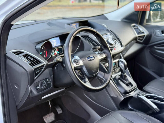 Білий Форд Куга, об'ємом двигуна 2 л та пробігом 205 тис. км за 16499 $, фото 33 на Automoto.ua