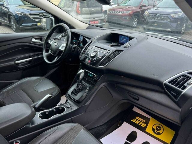 Белый Форд Куга, объемом двигателя 2 л и пробегом 228 тыс. км за 13800 $, фото 18 на Automoto.ua