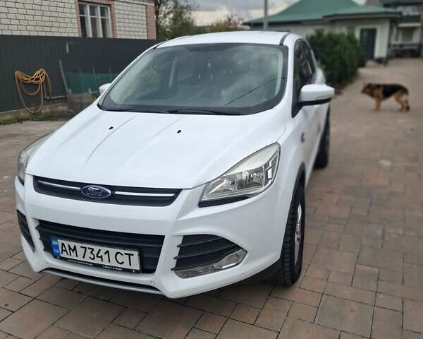 Білий Форд Куга, об'ємом двигуна 2 л та пробігом 183 тис. км за 13500 $, фото 24 на Automoto.ua