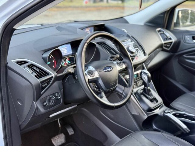 Білий Форд Куга, об'ємом двигуна 2 л та пробігом 205 тис. км за 16499 $, фото 17 на Automoto.ua