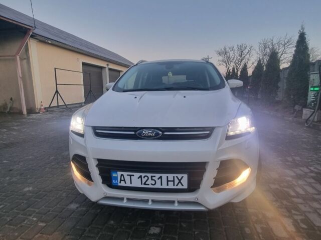 Белый Форд Куга, объемом двигателя 2 л и пробегом 220 тыс. км за 14600 $, фото 7 на Automoto.ua