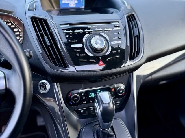 Білий Форд Куга, об'ємом двигуна 2 л та пробігом 205 тис. км за 16499 $, фото 19 на Automoto.ua