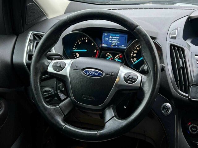 Белый Форд Куга, объемом двигателя 2 л и пробегом 228 тыс. км за 13800 $, фото 12 на Automoto.ua