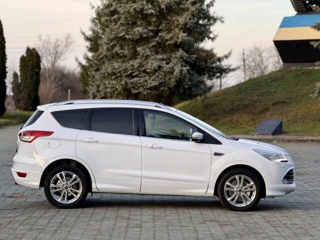 Білий Форд Куга, об'ємом двигуна 2 л та пробігом 205 тис. км за 16499 $, фото 3 на Automoto.ua
