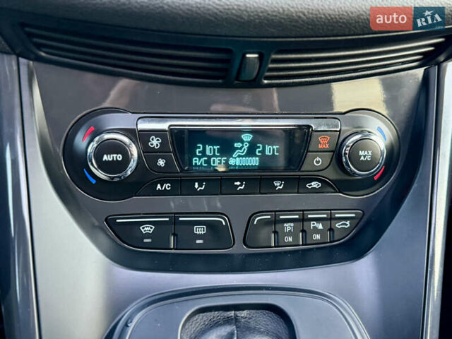 Білий Форд Куга, об'ємом двигуна 2 л та пробігом 205 тис. км за 16499 $, фото 87 на Automoto.ua