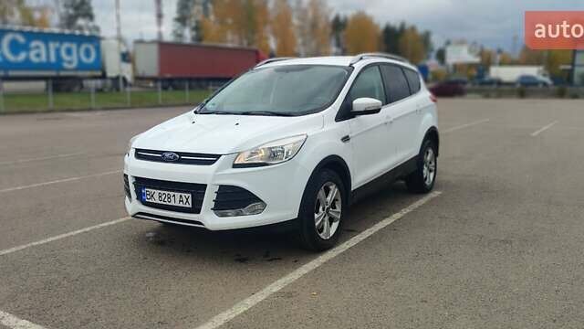 Белый Форд Куга, объемом двигателя 2 л и пробегом 220 тыс. км за 10500 $, фото 6 на Automoto.ua
