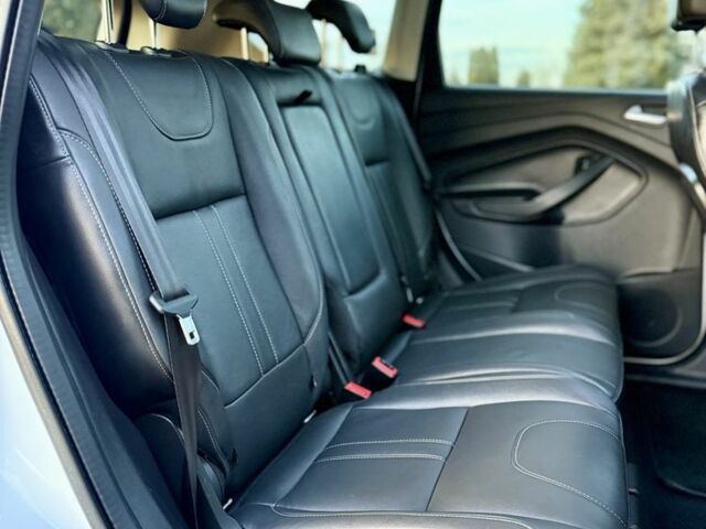 Білий Форд Куга, об'ємом двигуна 2 л та пробігом 205 тис. км за 16499 $, фото 22 на Automoto.ua