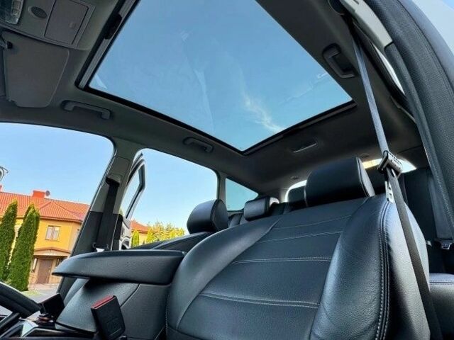 Белый Форд Куга, объемом двигателя 2 л и пробегом 125 тыс. км за 7600 $, фото 16 на Automoto.ua