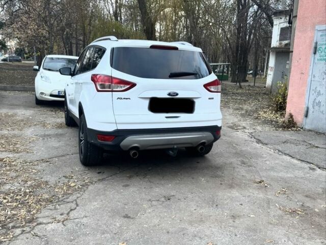 Білий Форд Куга, об'ємом двигуна 0 л та пробігом 235 тис. км за 13500 $, фото 7 на Automoto.ua
