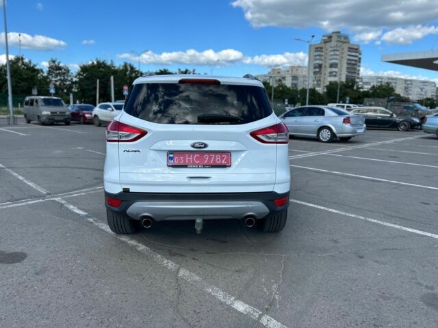 Білий Форд Куга, об'ємом двигуна 2 л та пробігом 199 тис. км за 13500 $, фото 5 на Automoto.ua