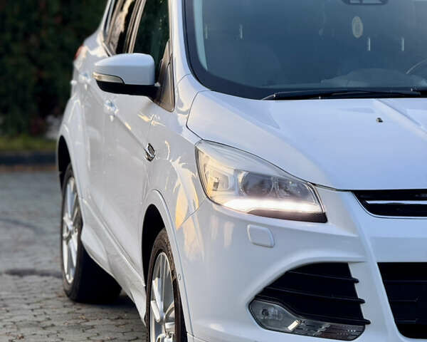 Білий Форд Куга, об'ємом двигуна 2 л та пробігом 205 тис. км за 16499 $, фото 11 на Automoto.ua