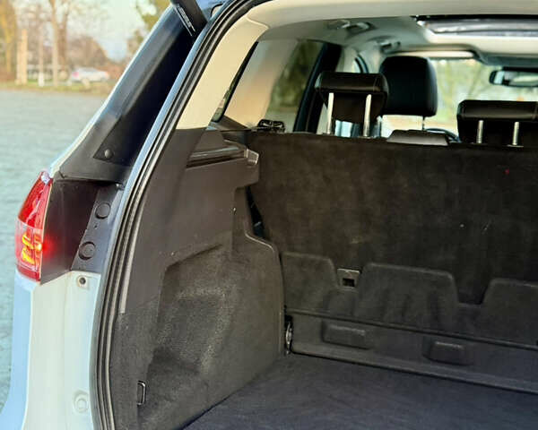 Білий Форд Куга, об'ємом двигуна 2 л та пробігом 205 тис. км за 16499 $, фото 79 на Automoto.ua