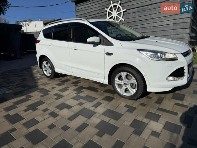 Форд Куга 2014 в Славском на Automoto.ua Белый Форд Куга, объемом двигателя 2 л и пробегом 123 тыс. км за 15600 $, фото 13 на Automoto.ua